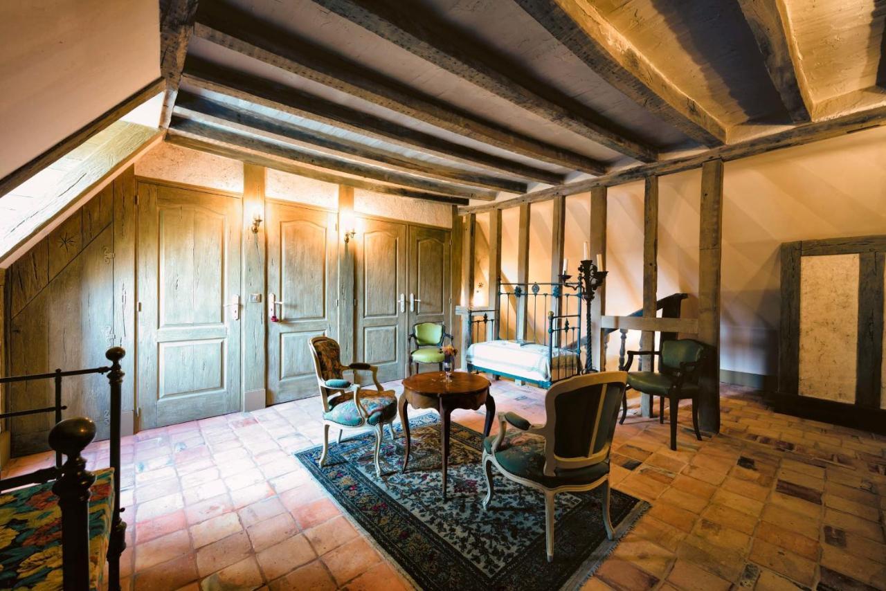 Les Chambres D'Hotes Du Chateau De Saint-Georges Pokoj fotografie